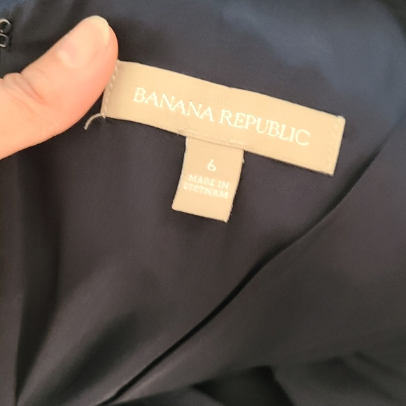 NWOT! Banana Republic Navy Dress Size 6 - Picture 3 of 3